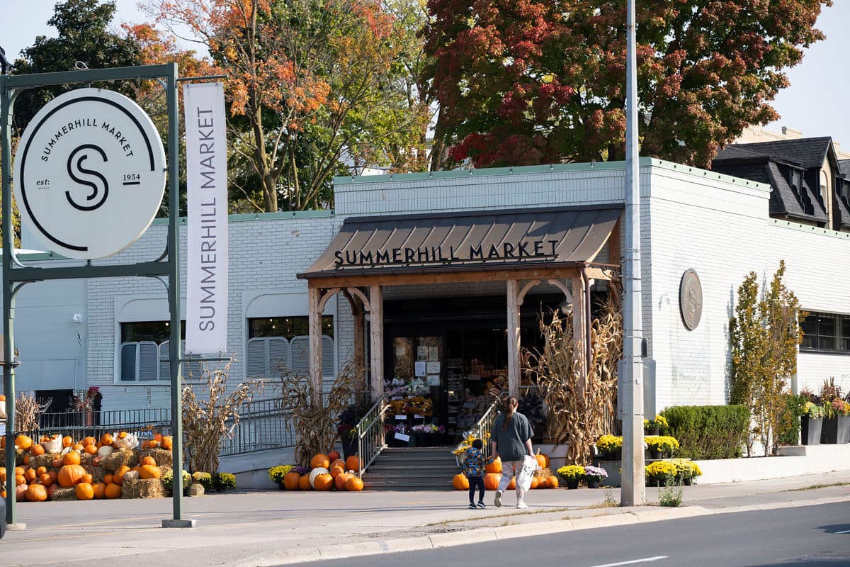 Summerhill Market in Aurora